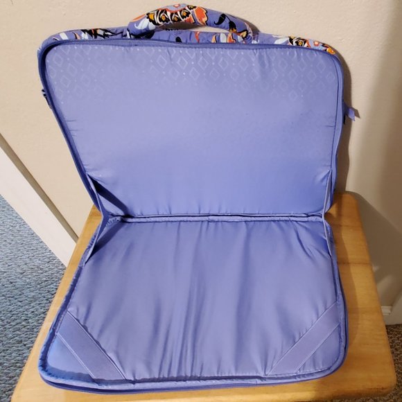 Vera Bradley Mural Garden Laptop Workstation Crossbody Bag - Picture 3 of 4